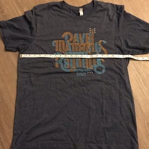 Dave Mathews t shirt size Large
